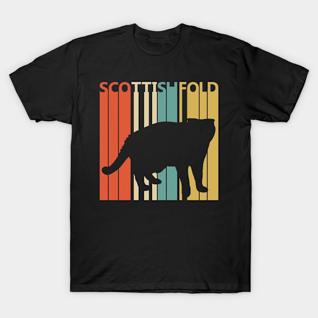 Vintage Scottish Fold Cat Owner Gift T-Shirt by GWENT